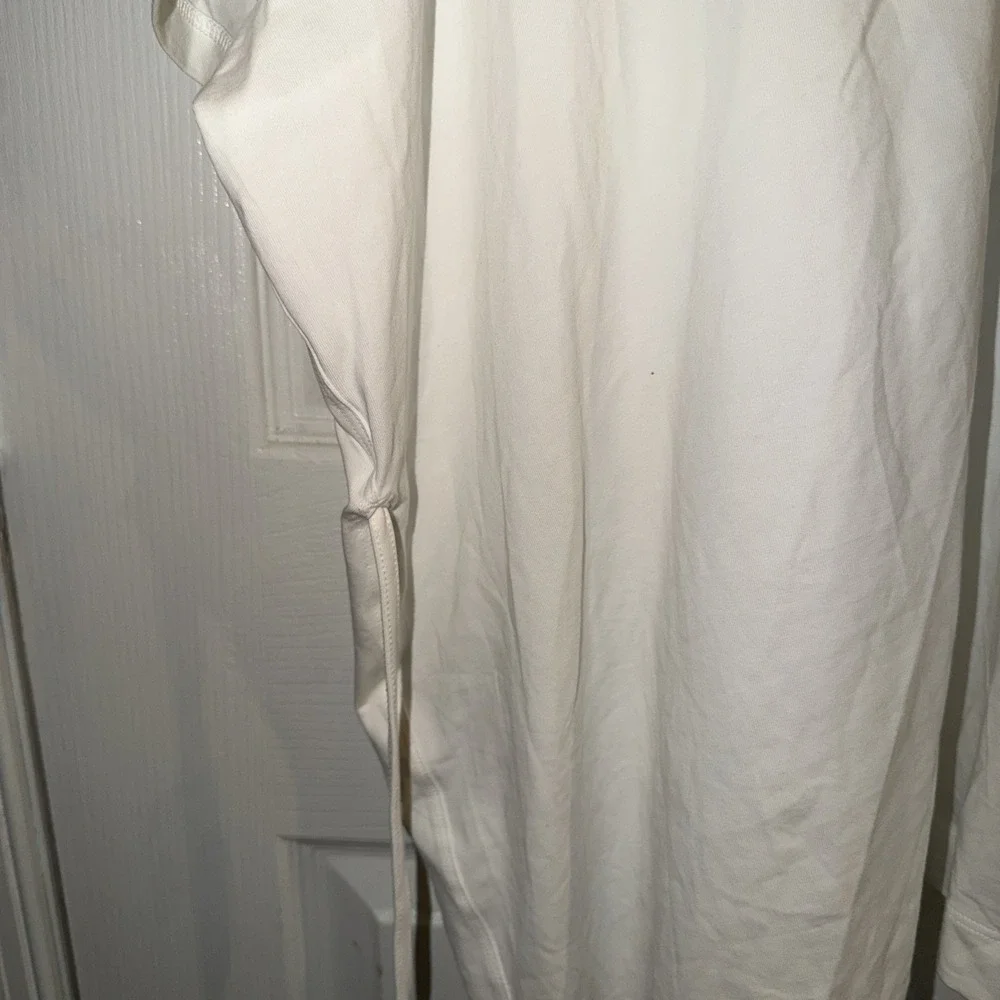 Lululemon Side Tie V-Neck Tee *Pima Cotton Size 18/20 White PLUS